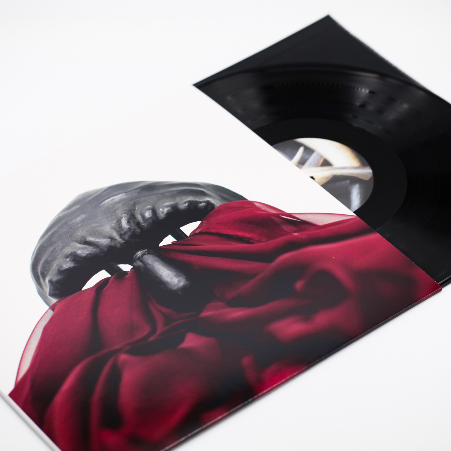 caverna-delle-rose-elysian-chants-vinyl-black-ritual-neoclassical-neofolk-ambient-orphic-hymns-design-2022-diego-cinquegrana-aimaproject-sa-all-rights-reserved-photo-1